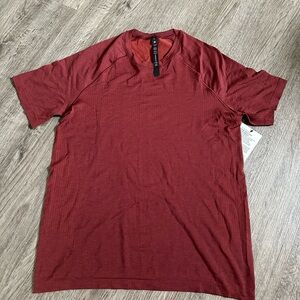 NWT Lululemon Metal Vent Tech Short Sleeve